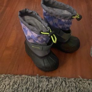 Columbia snow boots toddler size 8